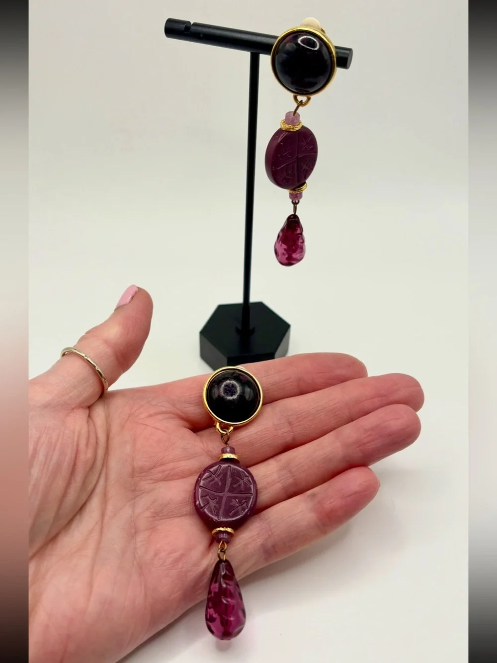 Vintage Artisan Clip On Dangle Earrings Burgundy Plum Glass Gold Tone 3.25”